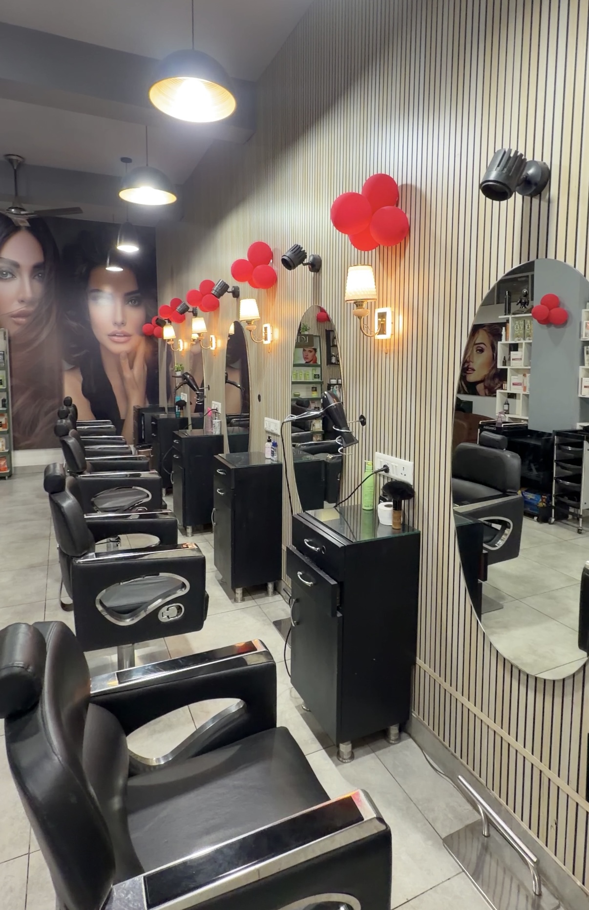 About Exclusive Unisex Salon